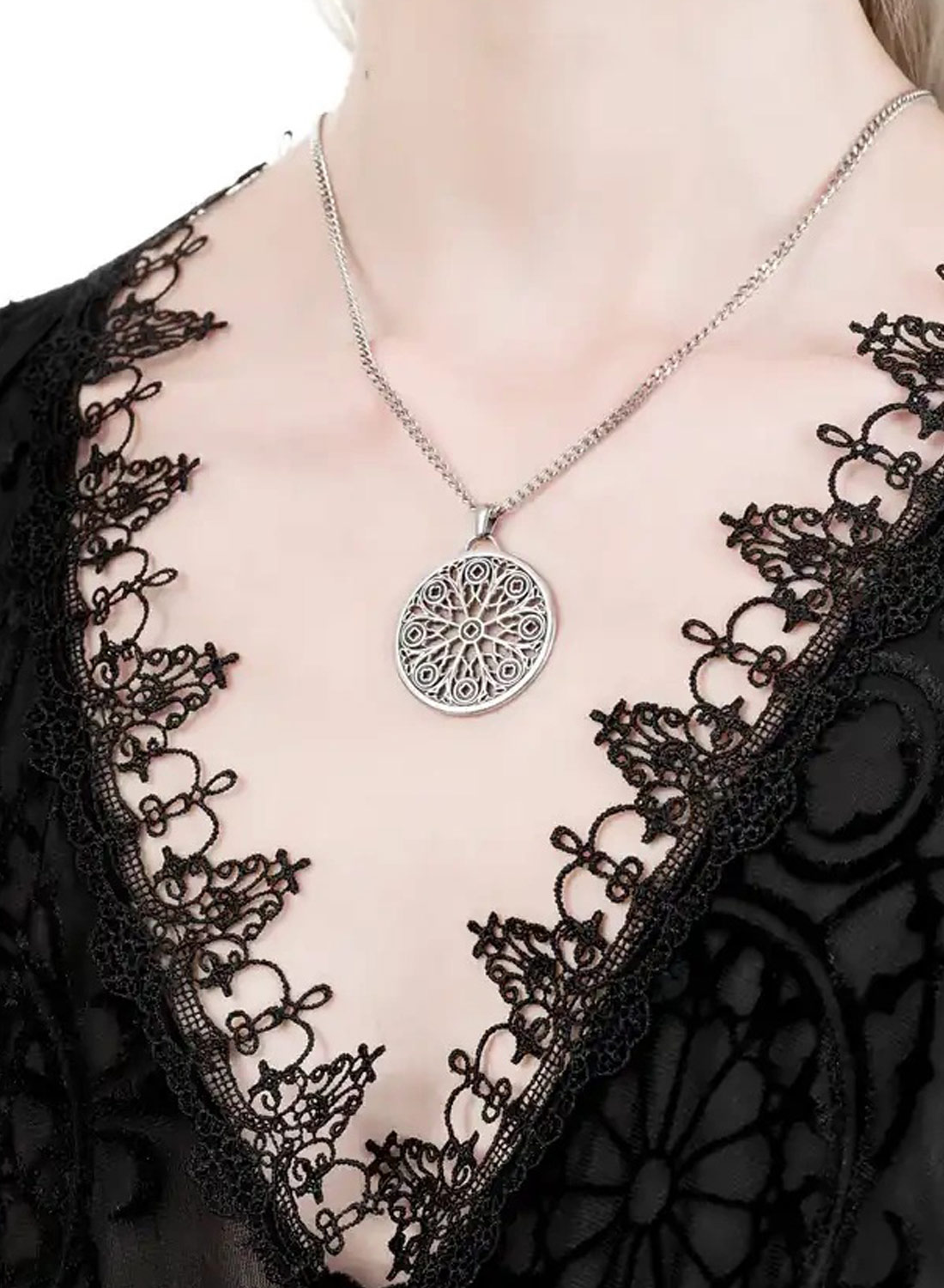 Restyle Rosarium Necklace